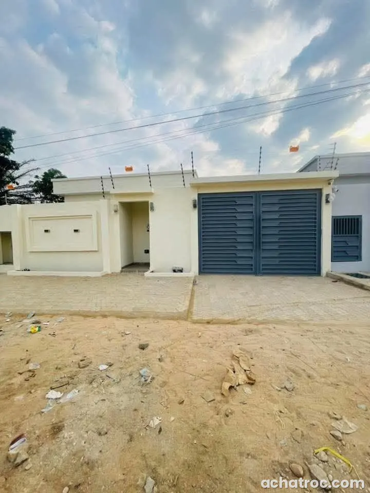 Villa basse en vente à Bingerville Anan